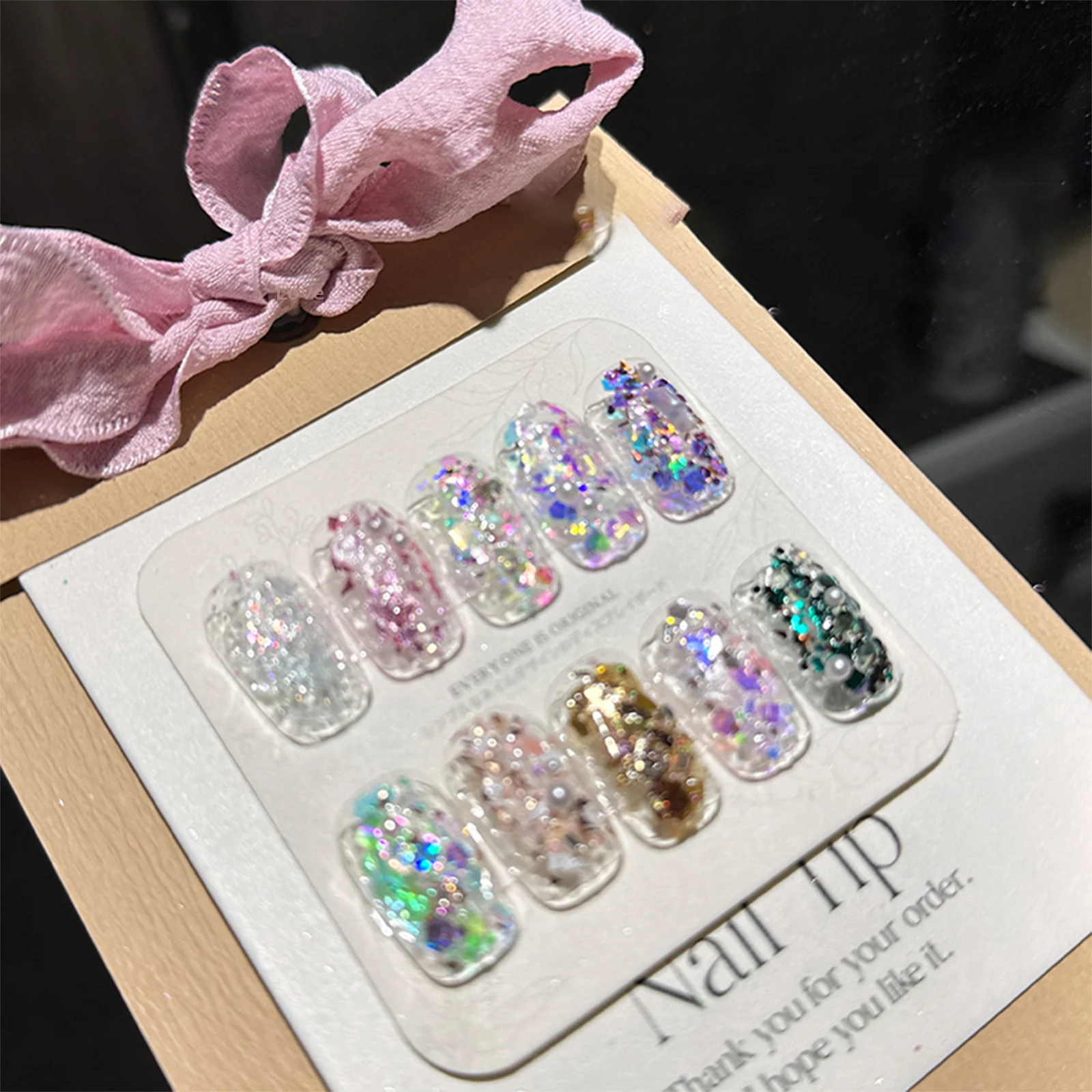 [L&P] 1 صندوق مسحوق لامع للأظافر رقائق قزحية لامعة فضية ترتر فائق اللمعان براق الصباغ الغبار لتزيين الأظافر