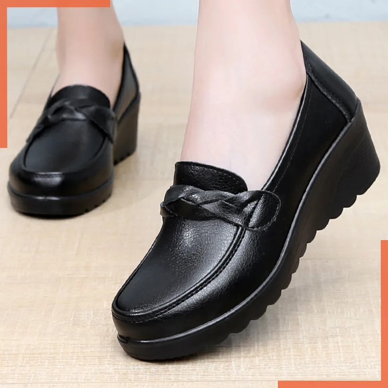 

Spring Autumn Women's fashion Pumps shoes woman soft leather wedges single casual shoes mother high heels shoes large size