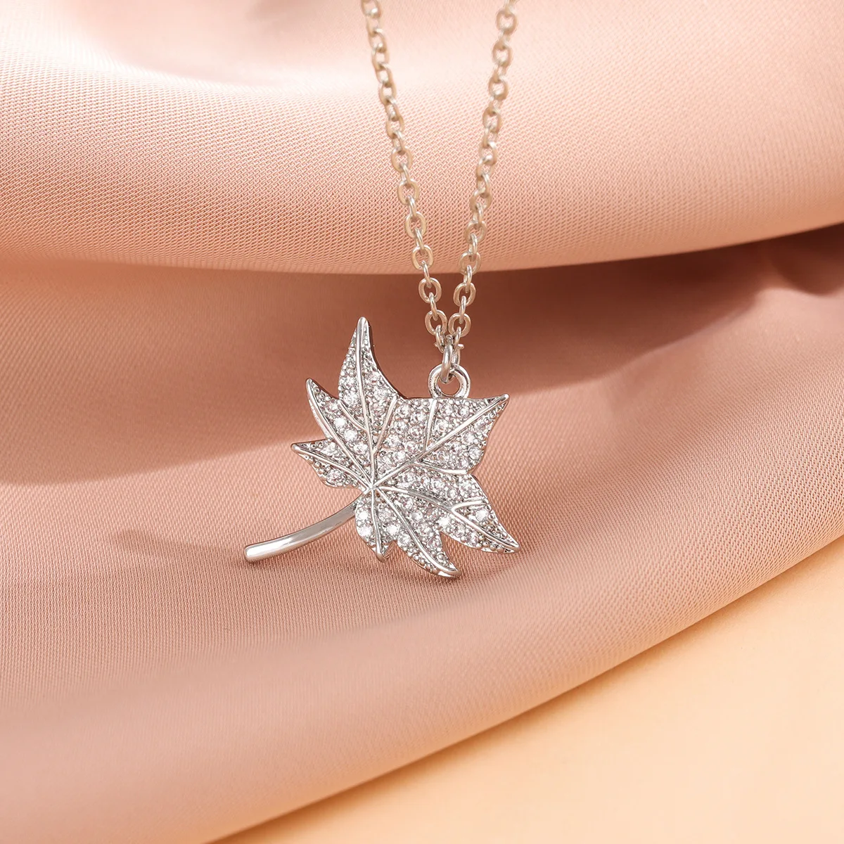 Fashion Temperament Crystal Maple Leaf 925 Sterling Silve Exquisite Pendant Necklaces  XL287 view 4