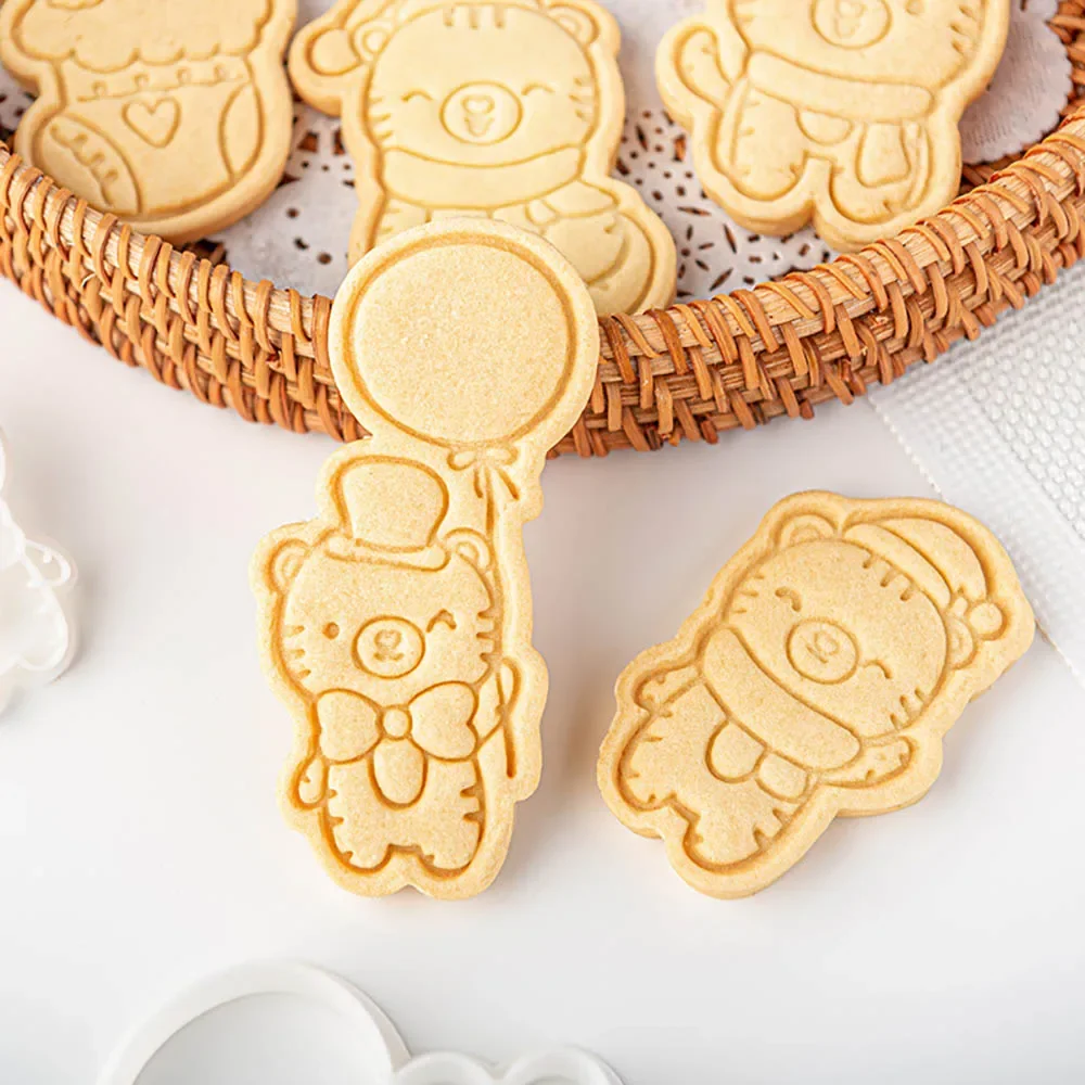 Cartoon Cute Tiger Cookie Plunger Cutters Fondant Cake Mold Biscuit Sugarcraft Cake Decorating Tools