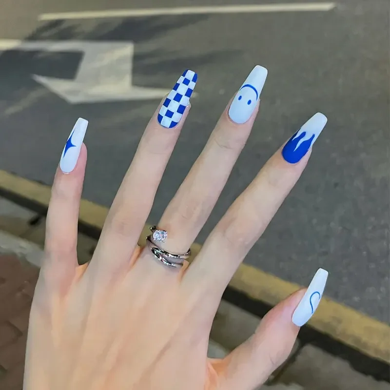 24Ps/Set Blue Flame Checkerboard Grid Super Long Ballet Fake Nails Art Seamless Removable False Nails Capsule Press on Nail Tips