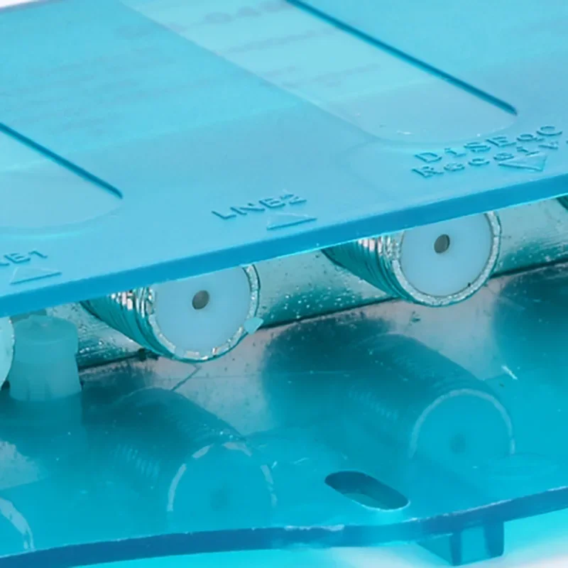 Hot Waterproof 4x1 Satellite 950-2400MHz DiSEqC2.0 Switch FTA Dish Flat LNB Multiswitch For Wideband Satellite Receiver