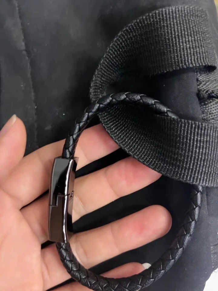 Wearable 60W USB C Bracelet Cable, PD Fast Charging Data Sync Cord, Wrist Carry Emergency Power Backup