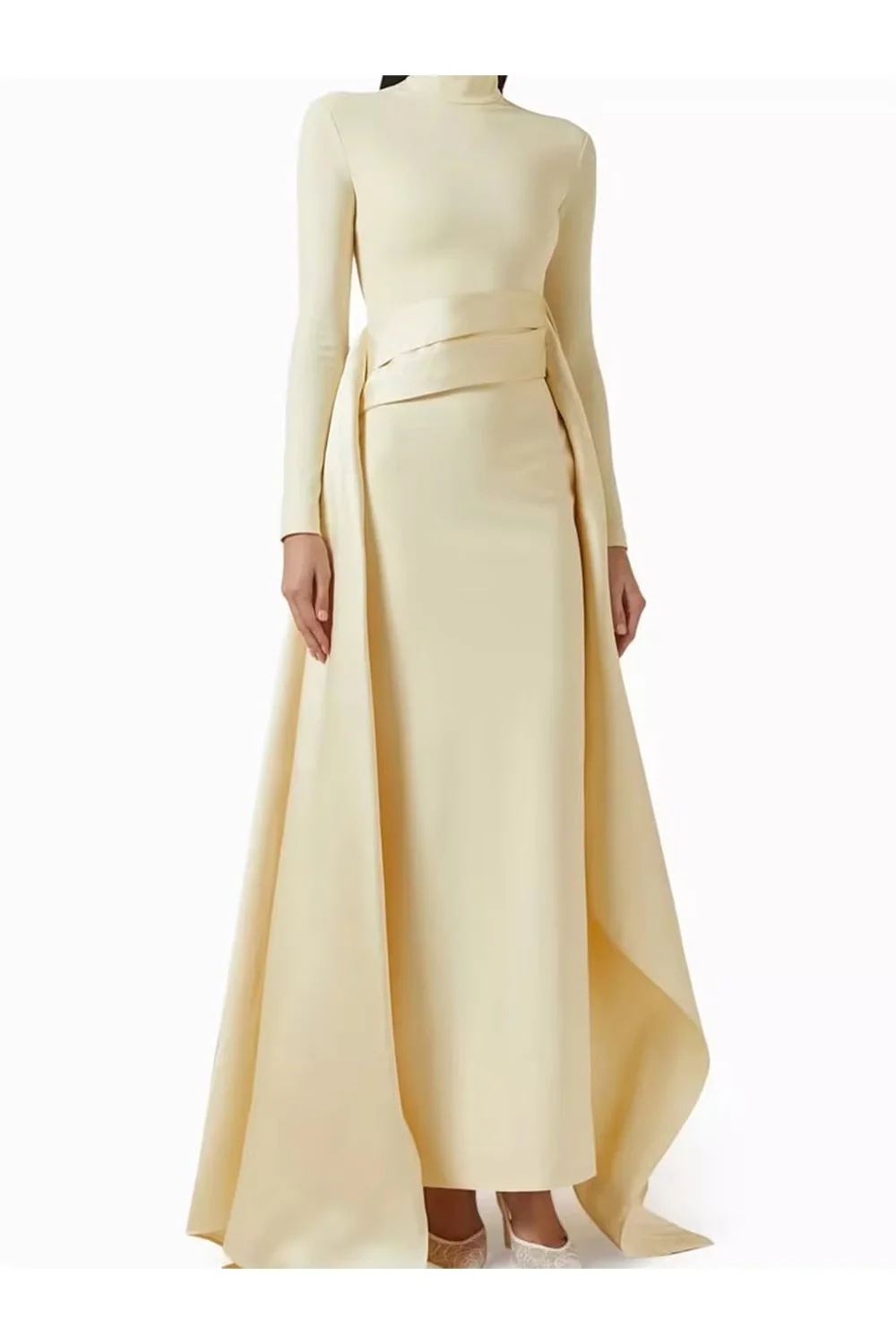 Simple elegant long dress for Middle East banquets. Flowy silhouette, gentle temperament, multi‑colors and custom available, ide