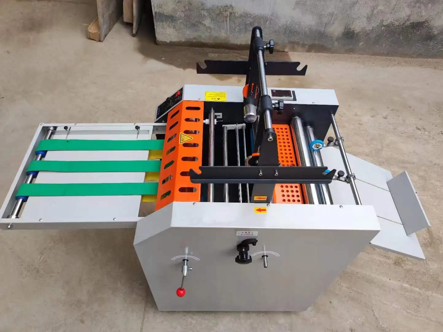 390mm Paper Photo Album Hot Laminating Machine With Auto Breaking