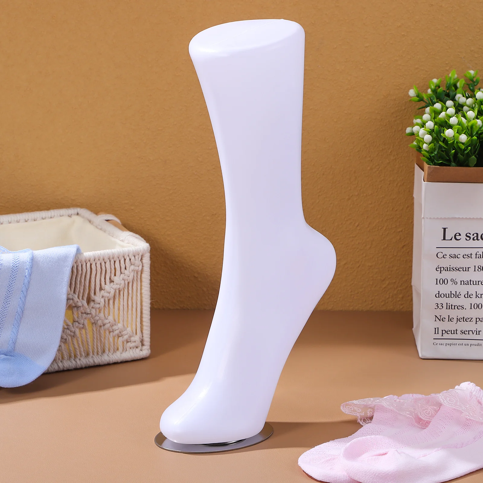 

Foot For Socks Women Vinyl Shoe Mannequin Realistic Seamless Design Durable Iron Base Sock Display Feet Socks Shoes