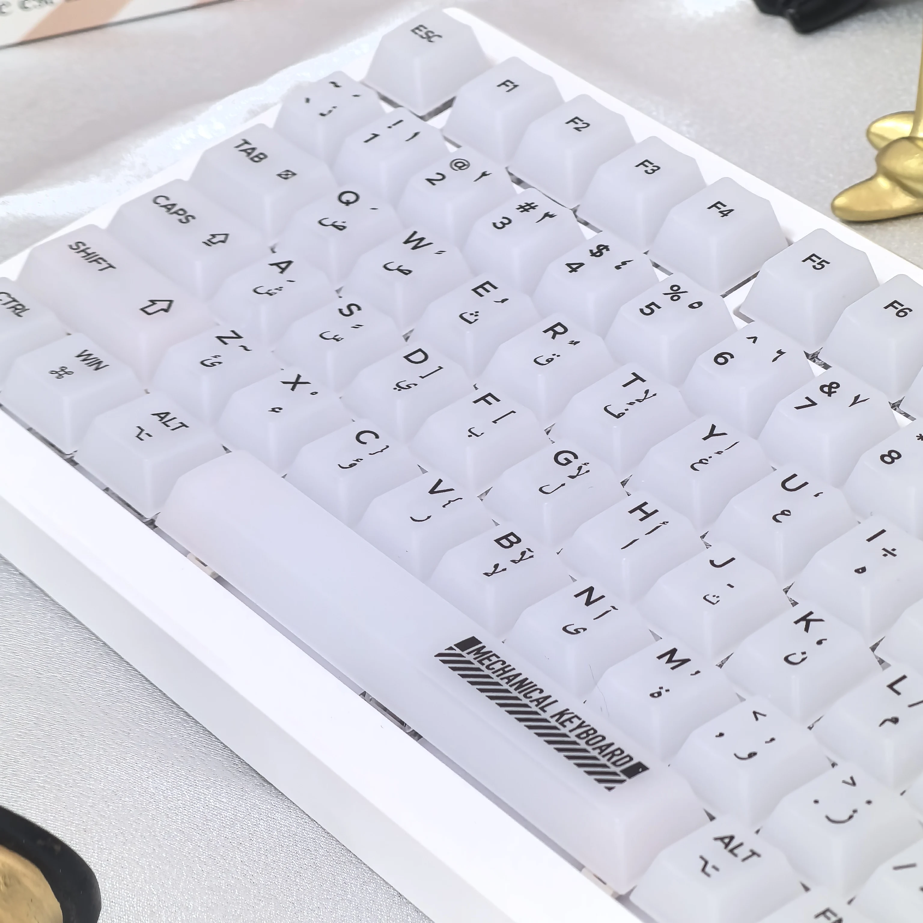 Arabic Keycaps 124Keys Pc Material Cherry Translucent Milky White Matte Transparent Keycaps