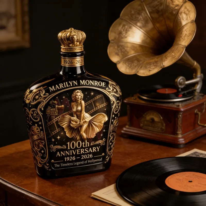 Legendary Movie Star Shaped Glass Decanter Timeless Hollywood Design Whiskey Dispenser