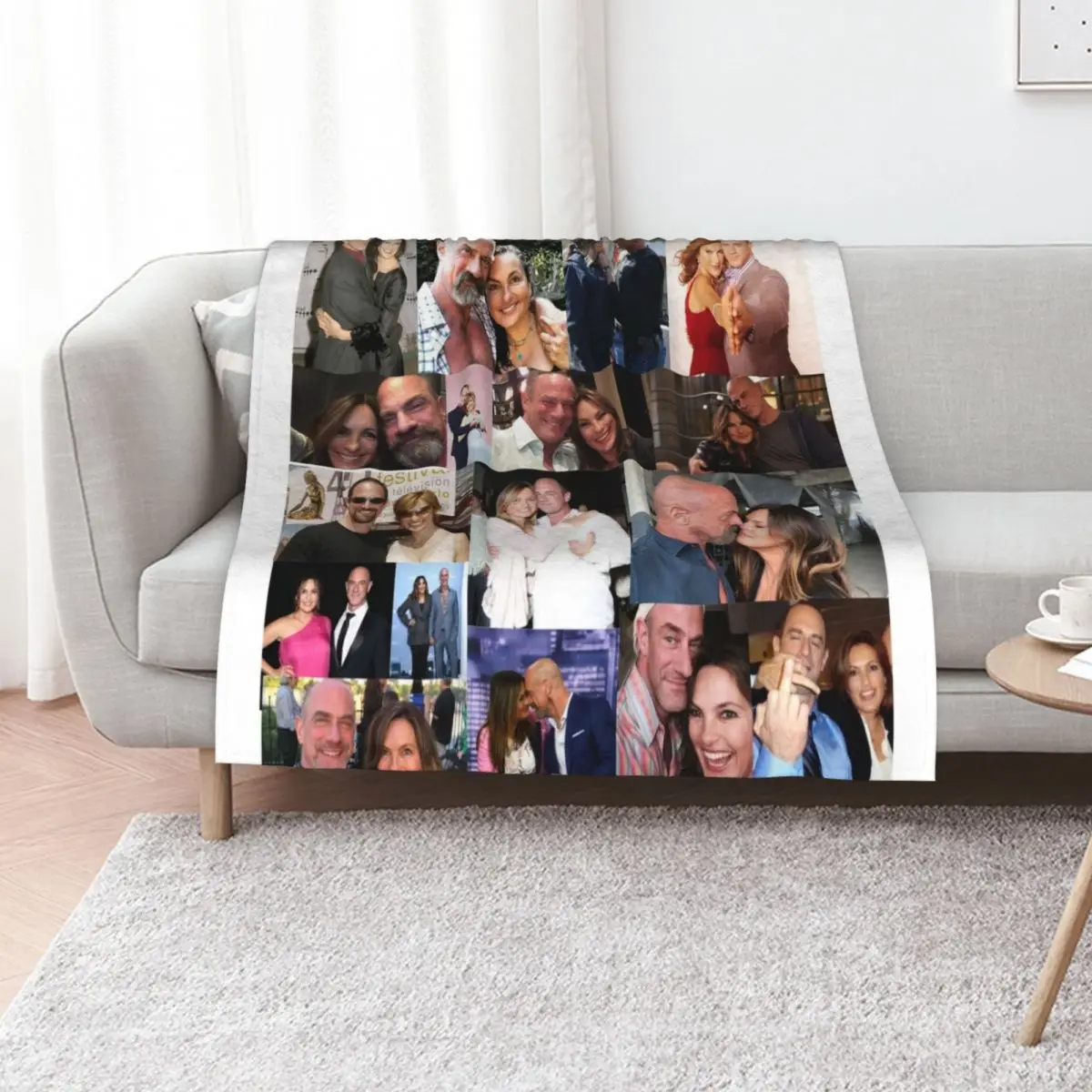 

Chris Meloni and Mariska Hargitay Throw Blanket Plaid on the sofa Warm Multi-Purpose Sofa Quilt Blankets