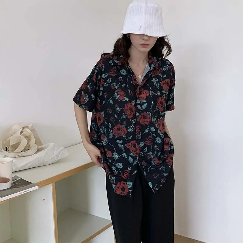 2025 Summer New Hong Kong Style Beach Floral Short-sleeved Shirt Korean Style Loose