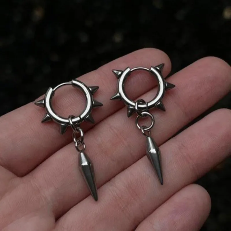 1 Pair Hot Selling Personalized Thorny Circle Buckle Star Pointed Cone Earrings Internet Famous Spicy Girl Trendy Cool Versatile