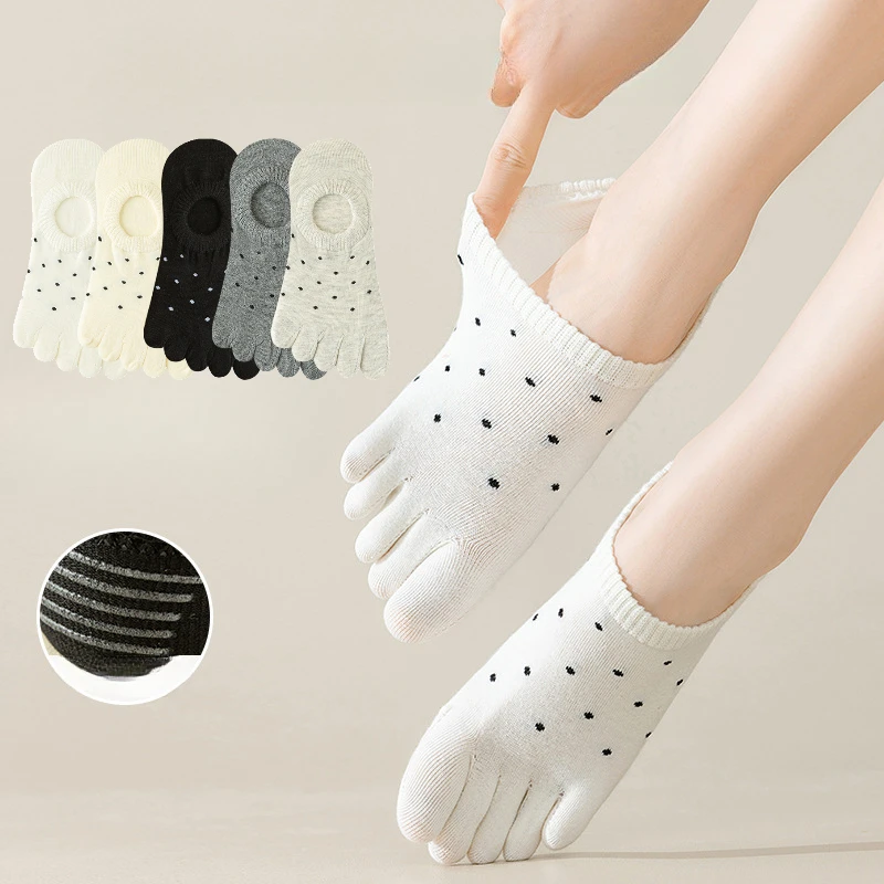 5 Pairs No Show Socks Women Non-slip Cotton Toe Socks with Separate Fingers Cute Dots Five Finger Slipper Socks Invisible