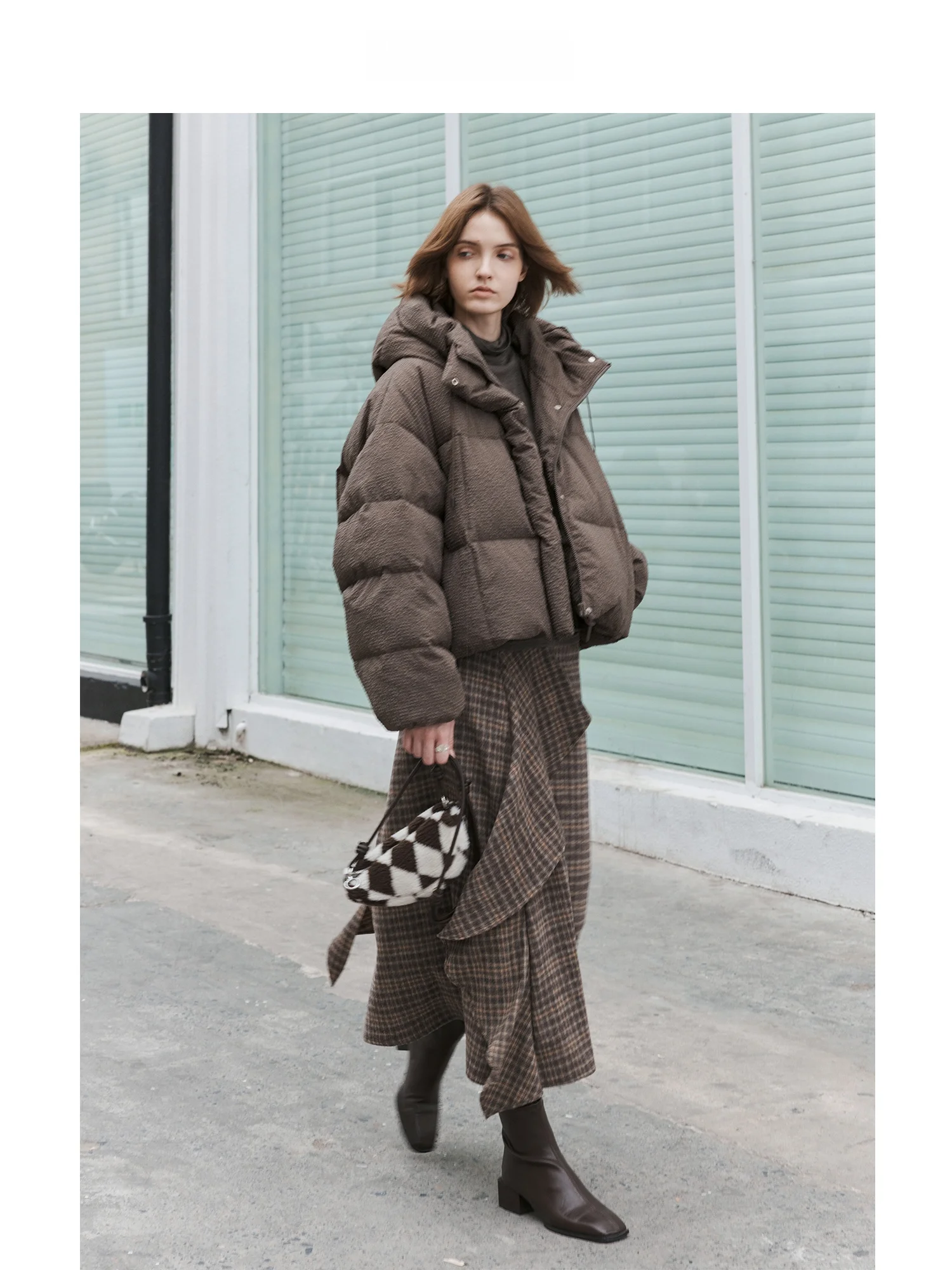 

TAGEECHITA Textured Bread Sle Du down Jaet ort Coat with Hood 90% down Casual Loose Fit Warm Long Sve Zipper