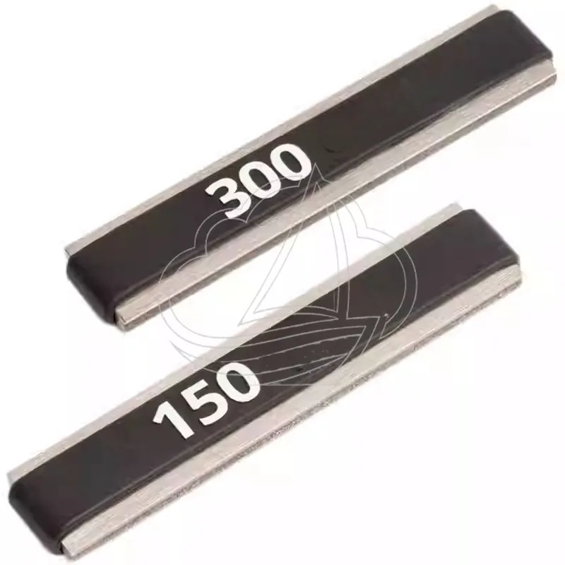 

Diamond grinding offset file is suitable for smoothing and installing the guitar string slots.