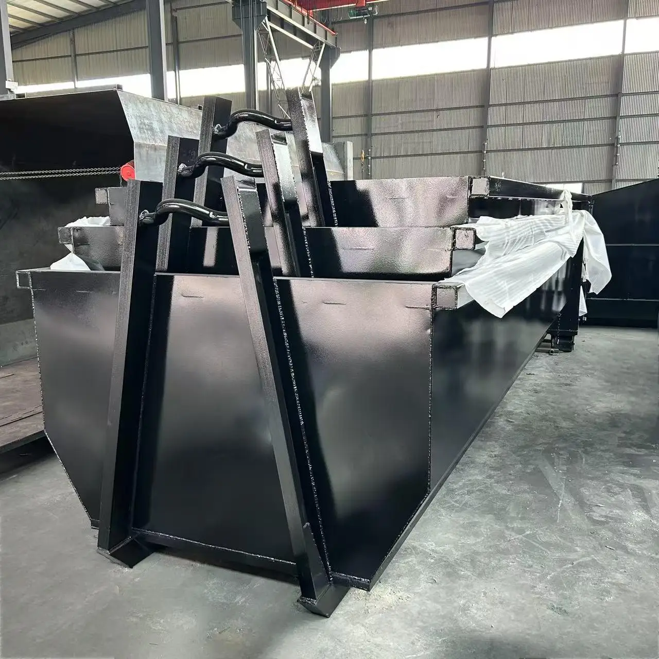 Heavy Duty Hook Lift Dumpster with Rear Door Easy Loading