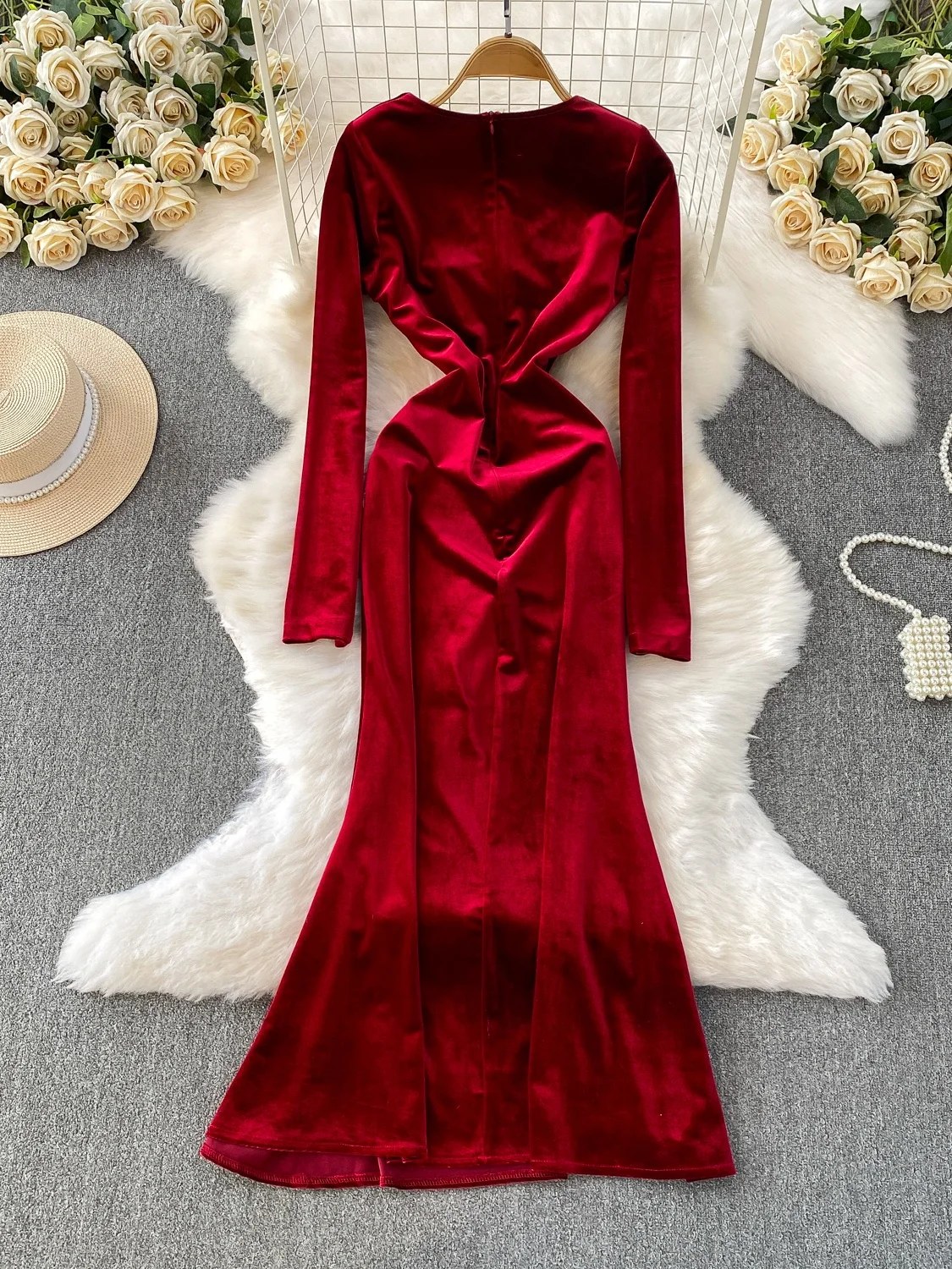 تنورة Ele Velvet Fi Tail Dr مع Metal Bule Long Sve V-Ne عالية الخصر على شكل حرف A للنساء الفاخرة
