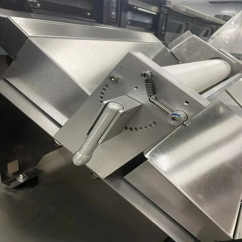 Customizable Small Commercial Manual Dough Tablets Bakeries and Stores New Conditions for Household Fudge Pizza Bread