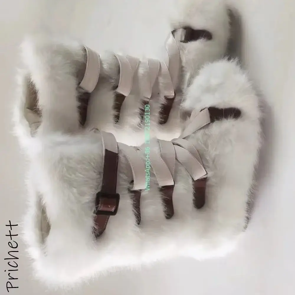 

Мягкие зимние сапоги Cony Hair с пряжкой, круглым носком, на толстой подошве, белые, до колена, большие размеры, с возможностью выбора цвета, модные сапоги для подиума