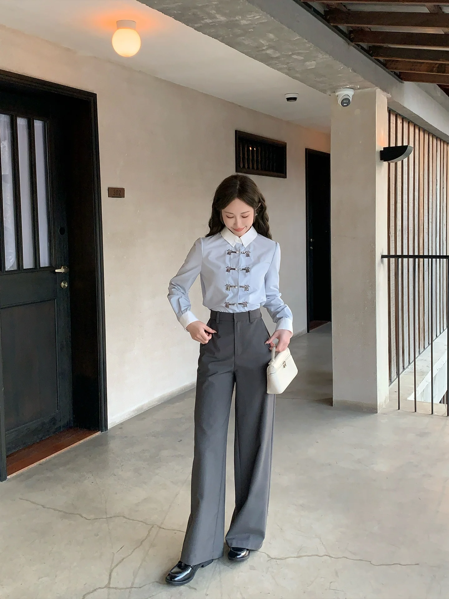 

New Chinese Sle ort irt Women's Faion Color Blo Commute Versatile Spring 2026 Polyester Fiber Long Sve Buttoned