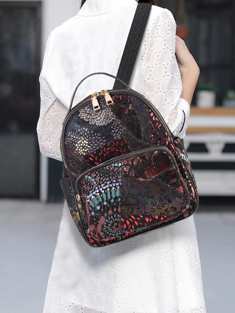 

2025 European And American Fashion Dazzling Reflective Sequins Personalized Decoration High-quality Sheepskin Women's Bag Trendy