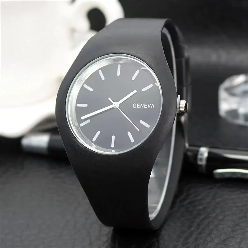 UTHAI CQ07 Kids Children watch quartz wristwatches for boy's clock for girl fashion Child Watches simple Silicone white black