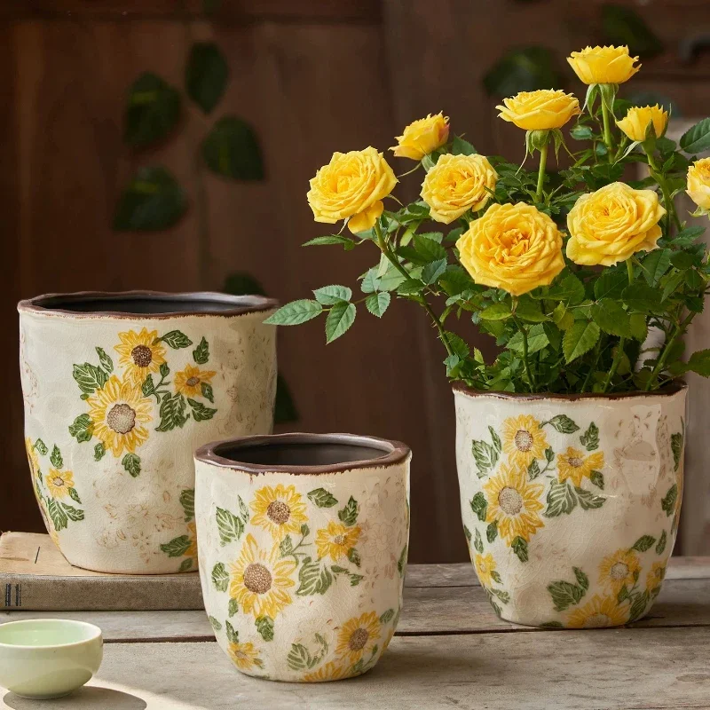 Vintage Ceramic Flower Pot Outdoor Garden Pots for Plants Drainage Holes Indoor Desktop Flowerpot Hand Drawn Home Decoration