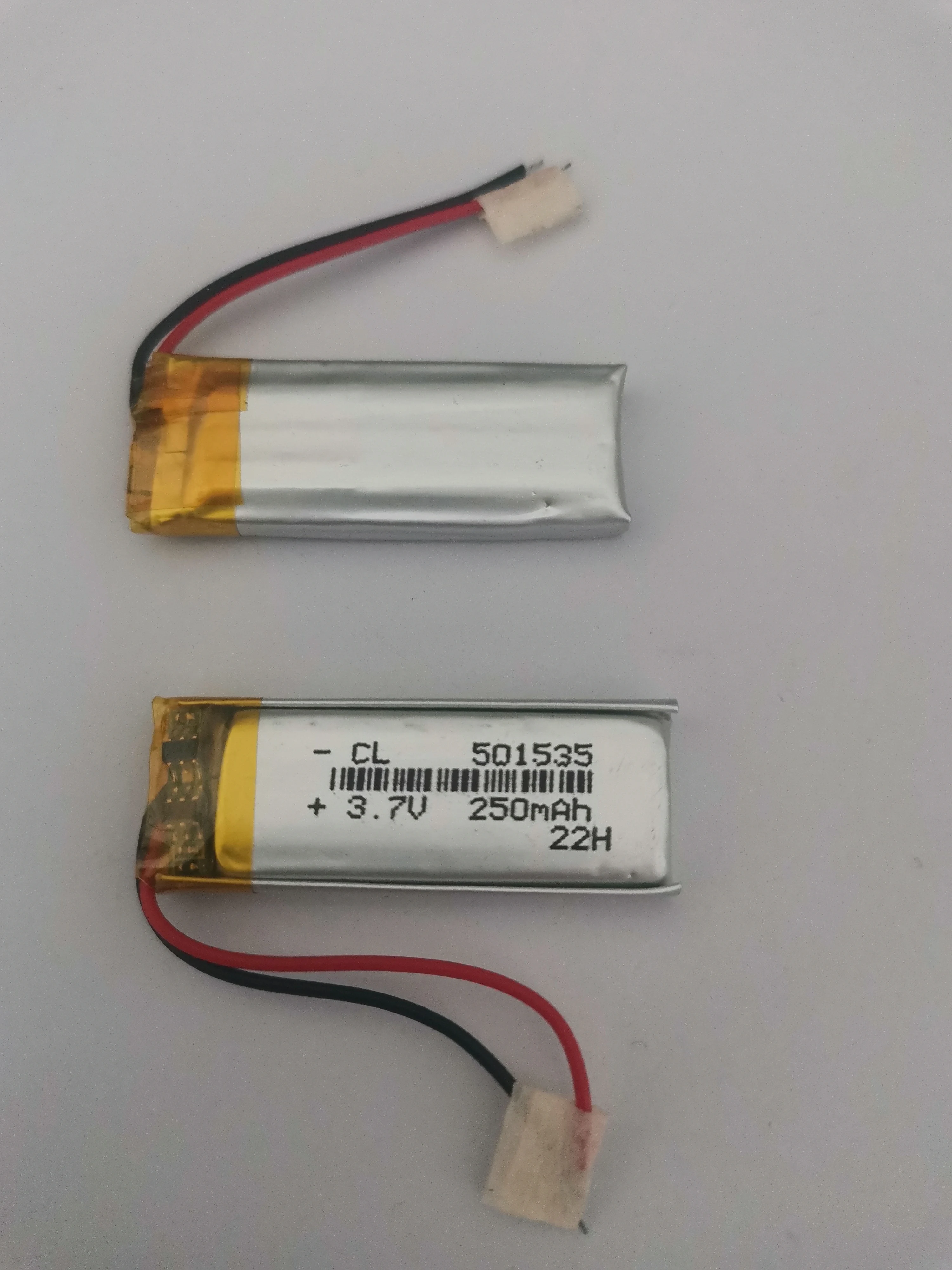 3.7V 2 wires 501535 051535 lithium battery with protection board , used for bluetooth MP4 1pcs/lot