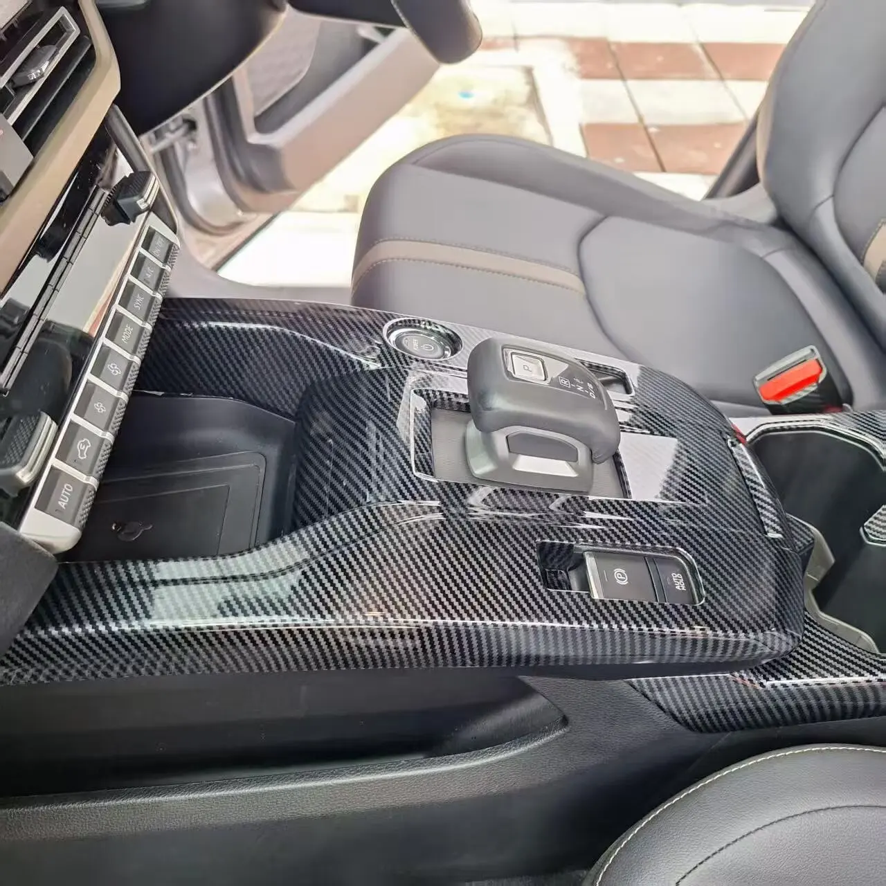 

Right Hand Driver For Mitsubishi Xforce Outlander sport 2025 20262 ABS Carbon Fiber Center Console Gear Shift Box Panel Cover