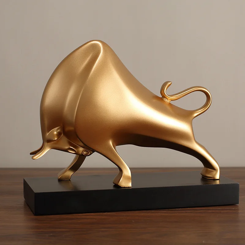 

Light Luxury Abstract Bull Statue Artwork Struggling Bull Sculpture Living Room Office Desktop Decoration Wall Street Bull