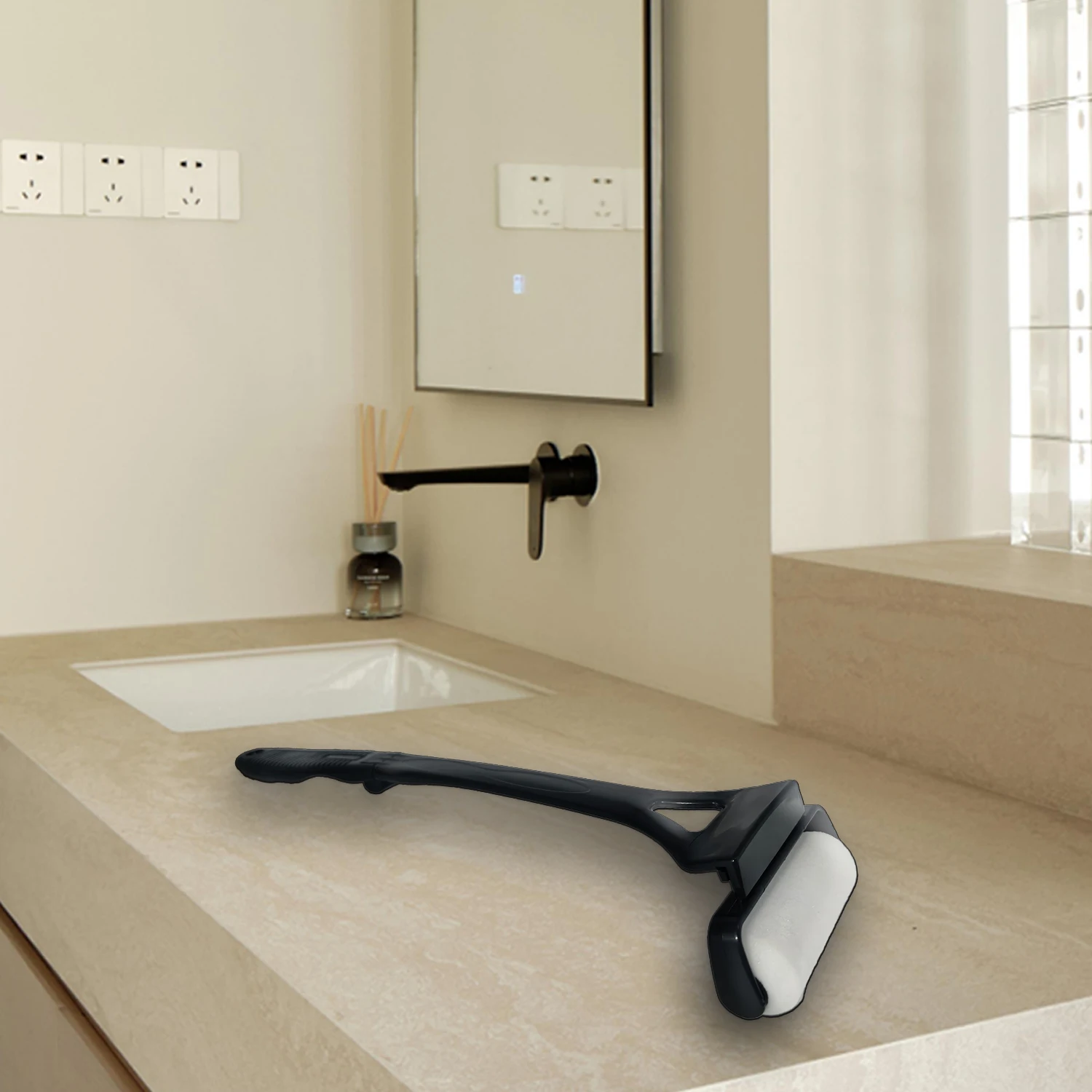 Aplikator Rol Lembut Lotion Punggung Wanita Pemijat Aplikator Tabir Surya Lotion Multifungsi Aplikator Gagang Panjang Ergonomis