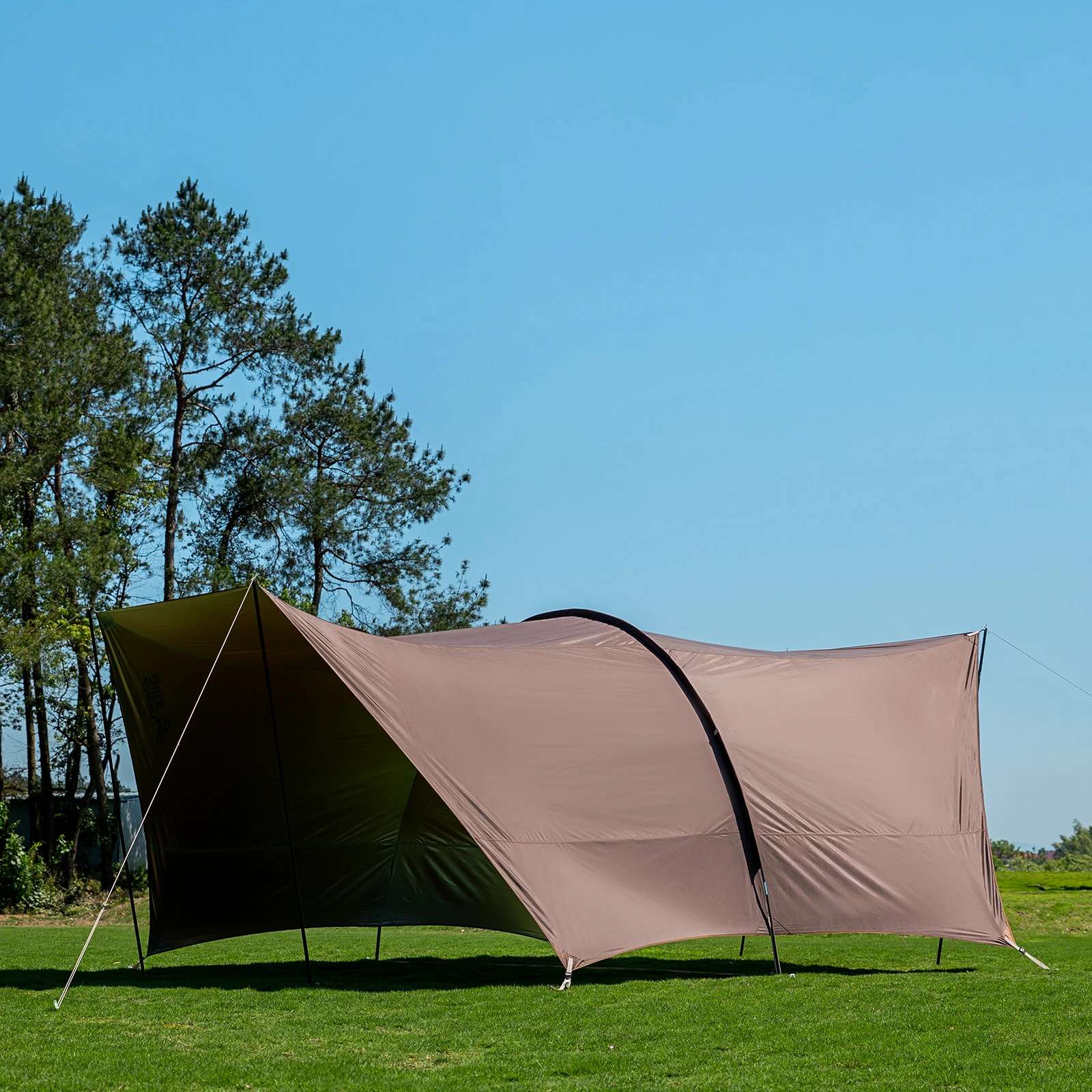 BISINNA Outdoor Camping Folding Portable Tunnel Large Canopy Coated with Silver Sunblock Shade Camping Rain and Wind