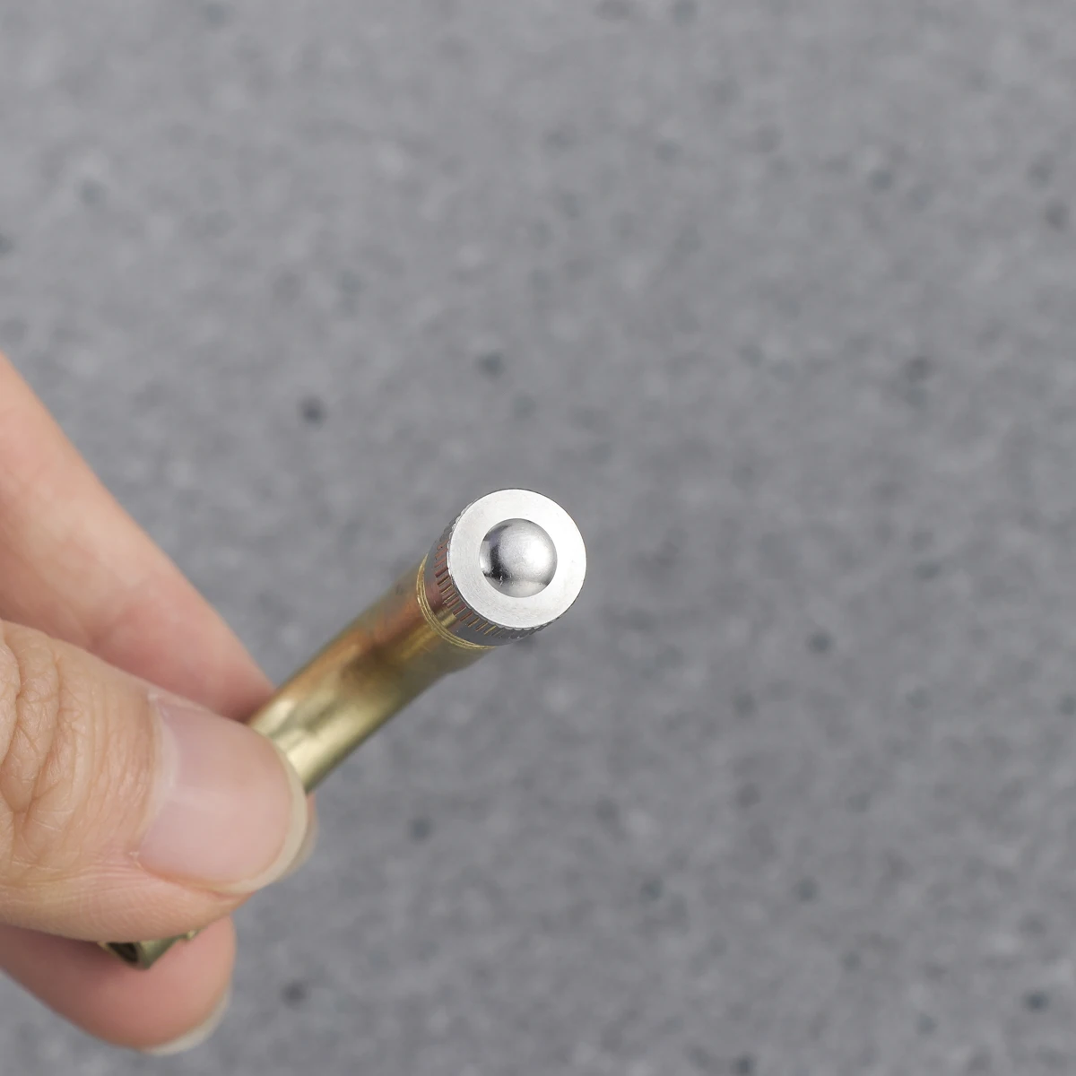 

2pcs Brass Extension Adapter 90 Degree Bend For Motorcycle Car Truck Bike Valve Motorcycle Adapter Stem Dust Cap Included