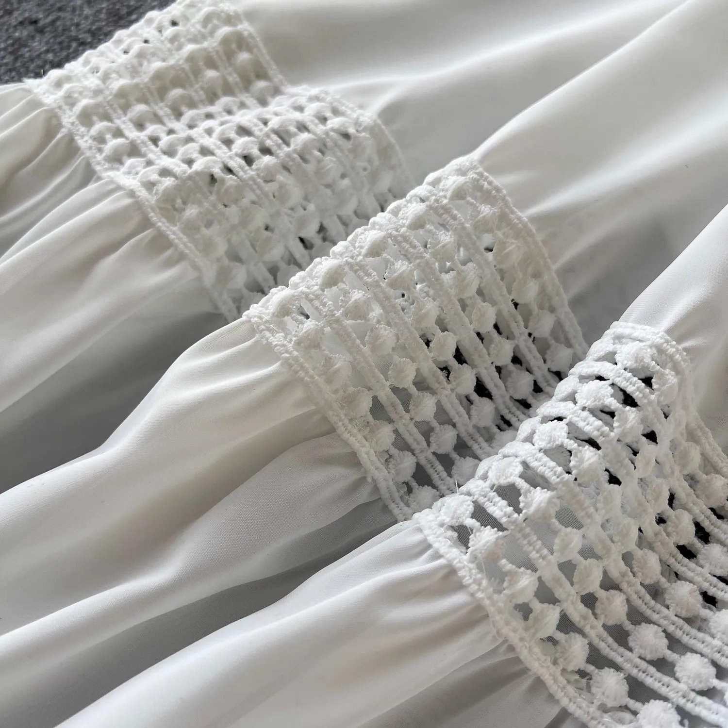 Spring Embroidery Hollow Out Patchwork Lace Dress Women Long Sleeve Single Breasted Beaded Belt Solid Color Loose Vestidos 6565