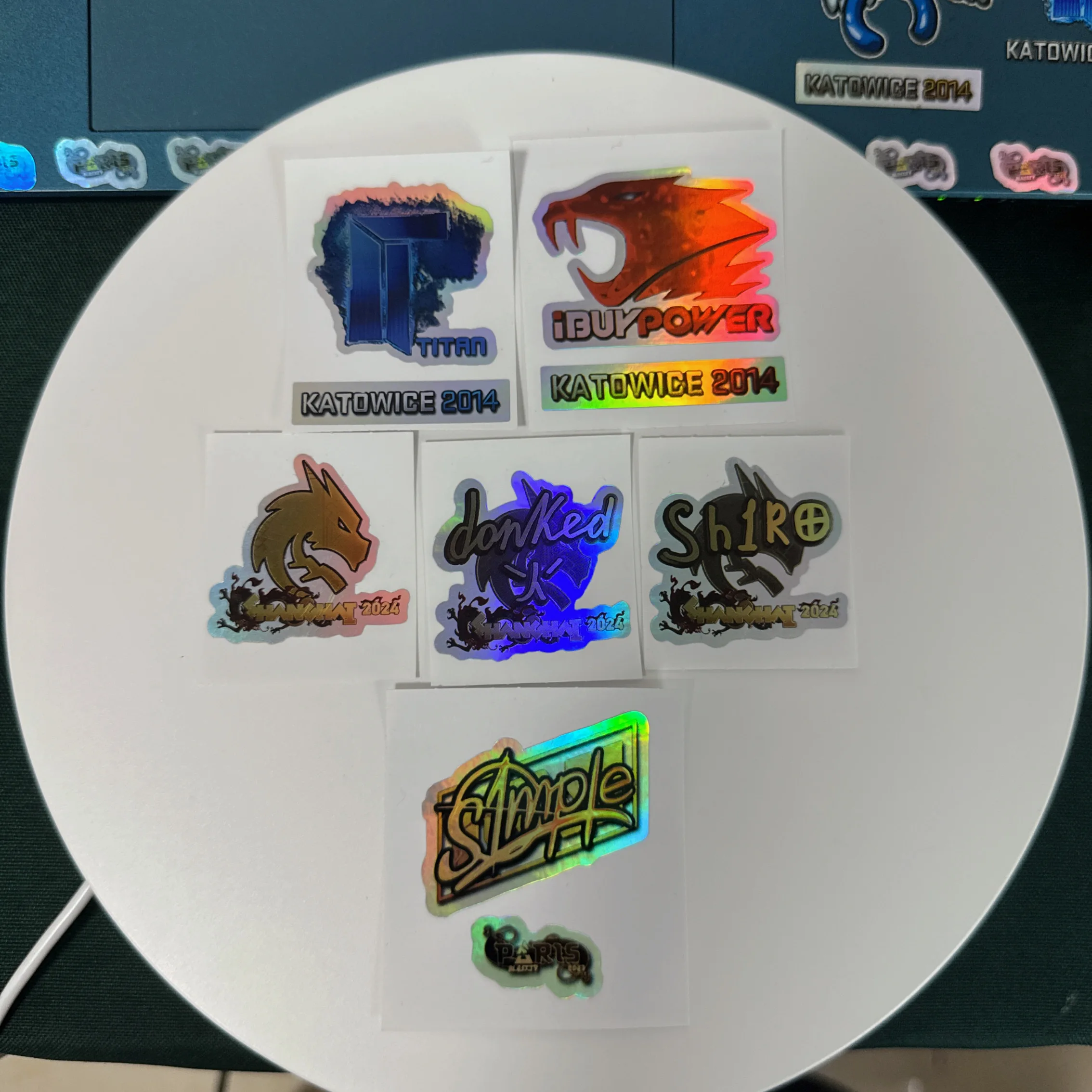 

3 шт. голографическая наклейка CS:GO, логотип игровой команды, авто наклейка для энтузиастов геймеров