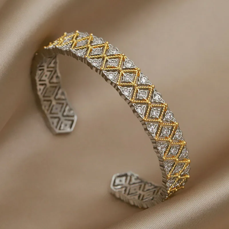 جديد البصر تصميم كريستال إلكتروني أساور للنساء أزياء العلامة التجارية مجوهرات زركونيا الصليب هندسية أساور الملحقات