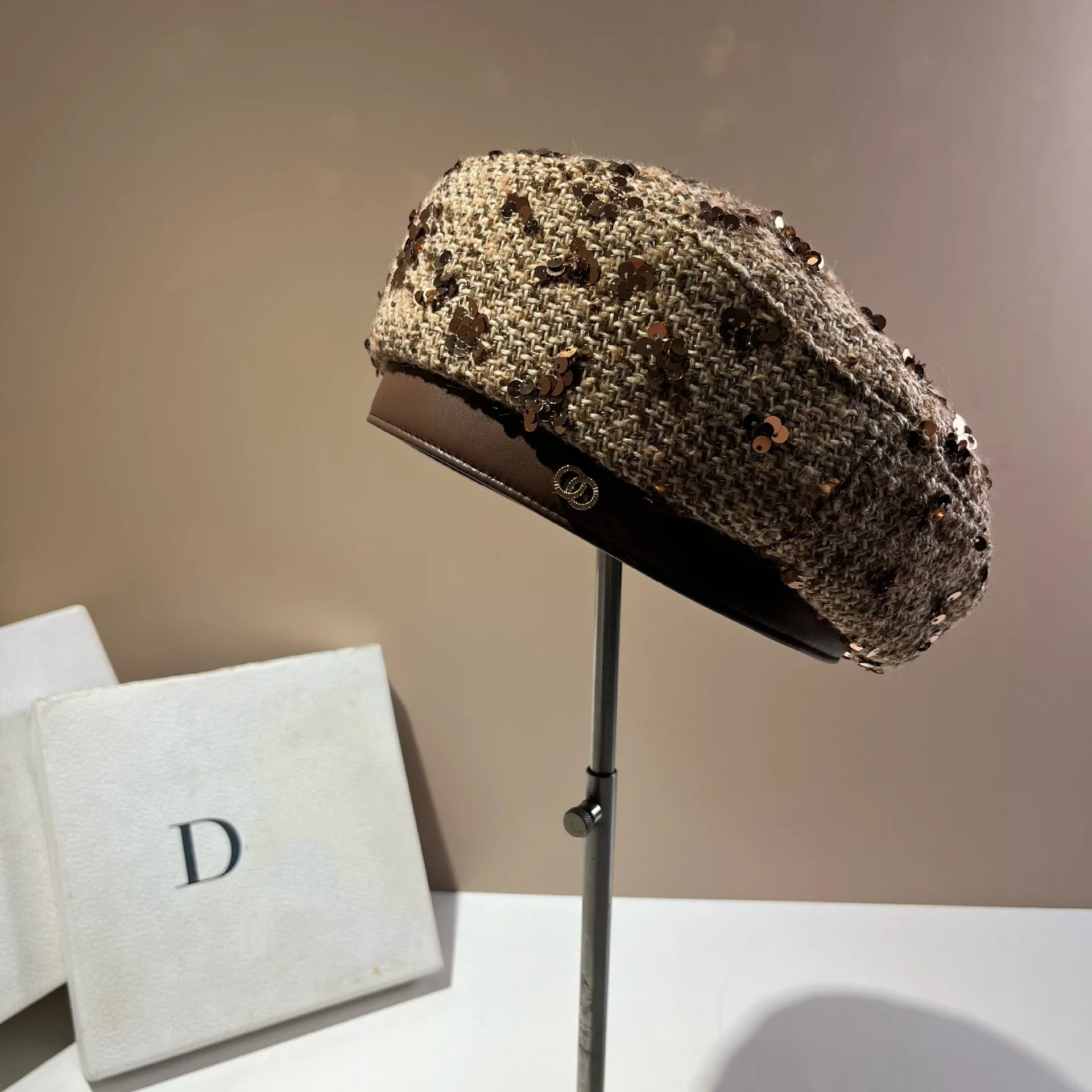 

Увлекательный берет с блестками, женские дизайнерские шляпы, повседневная универсальная шляпа, женская шапка-бини, универсальные береты для девочек, шляпа французского художника