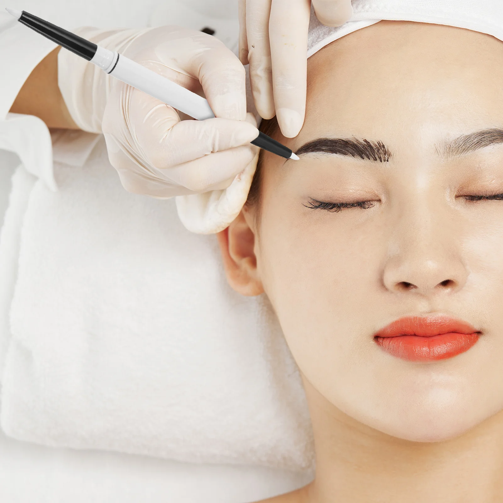 مجموعة واحدة من قلم تحديد الجلد ذو الأطراف المزدوجة، قلم تحديد مؤقت أبيض ذو نقطة دقيقة لأداة تخطيط جراحة تحديد الوشم