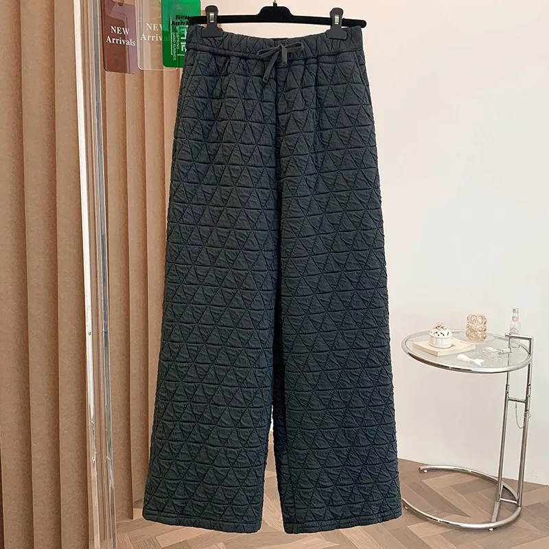 بنطلون نسائي شتوي كاجوال دافئ فضفاض كبير الحجم واسع الساق من القطن خفيف الوزن بنمط ماسي مستقيم القطع #5