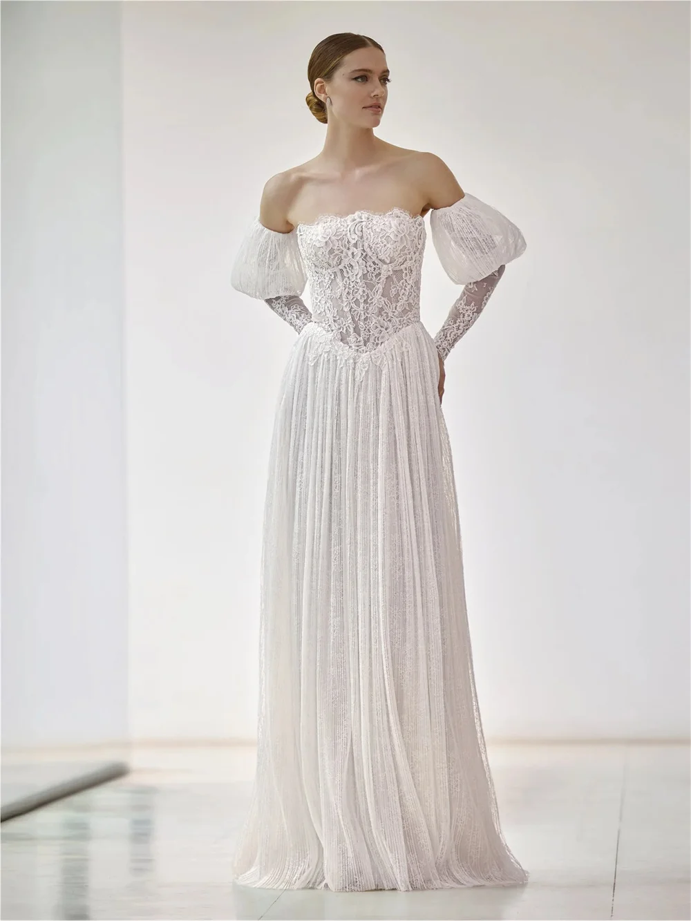

Popular Detachable Long Sleeves Strapless Lace Bridal Grown A Line Wedding Dresses Custom Made 2026 Vestido De Noival
