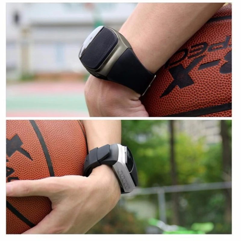 Reloj con Altavoz Bluetooth para exteriores, pantalla portátil, función De llamada manos libres, Radio FM, admite reproducción De tarjeta TF, nuevo