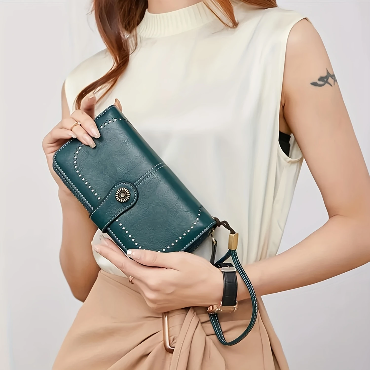 RFID Blocking Long Wallet With Wristlet, Retro Style Faux Leather Wallet With Multi Card Slots & Id Window