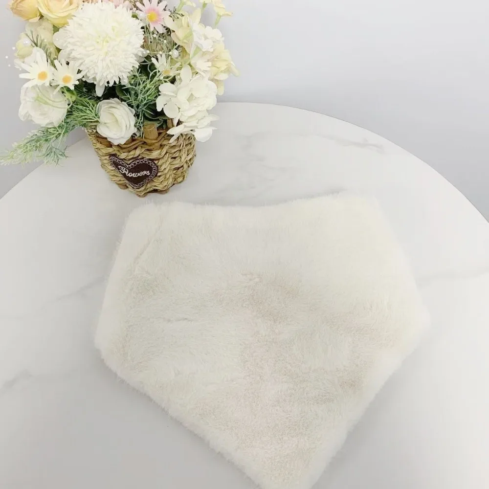 Office Soft Plush Triangle Scarf Leopard Print Warm Faux Fur Scarf Breathable Lightweight Winter Neck Warmer Outdoor