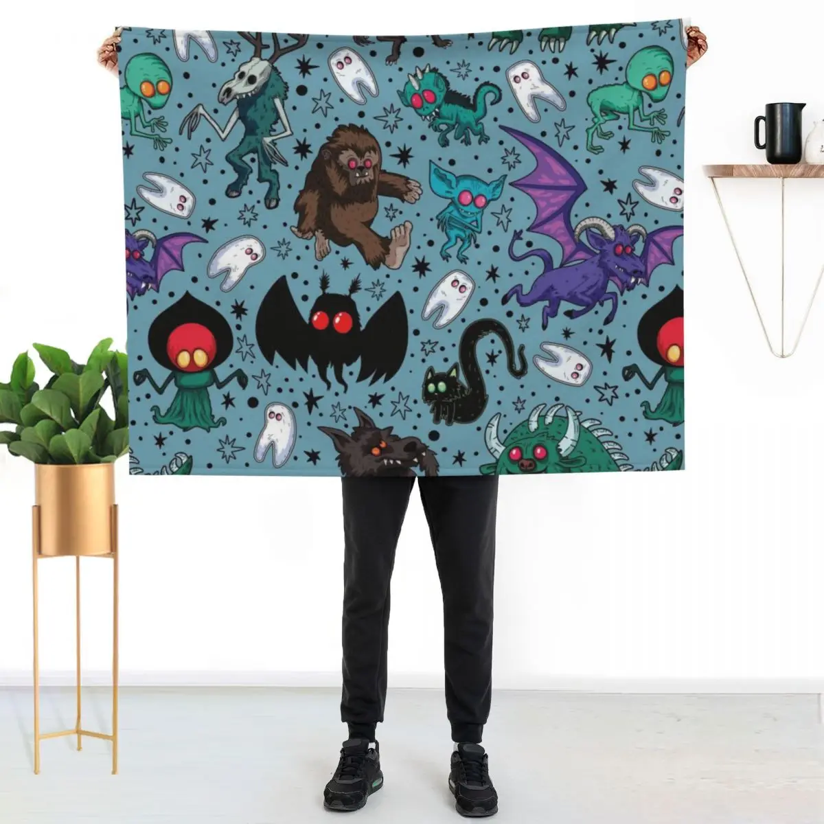 Cryptids Night Light Blue Throw Blanket Softest Warm Comforter Thermal christmas gifts Fashion Sofas Blankets