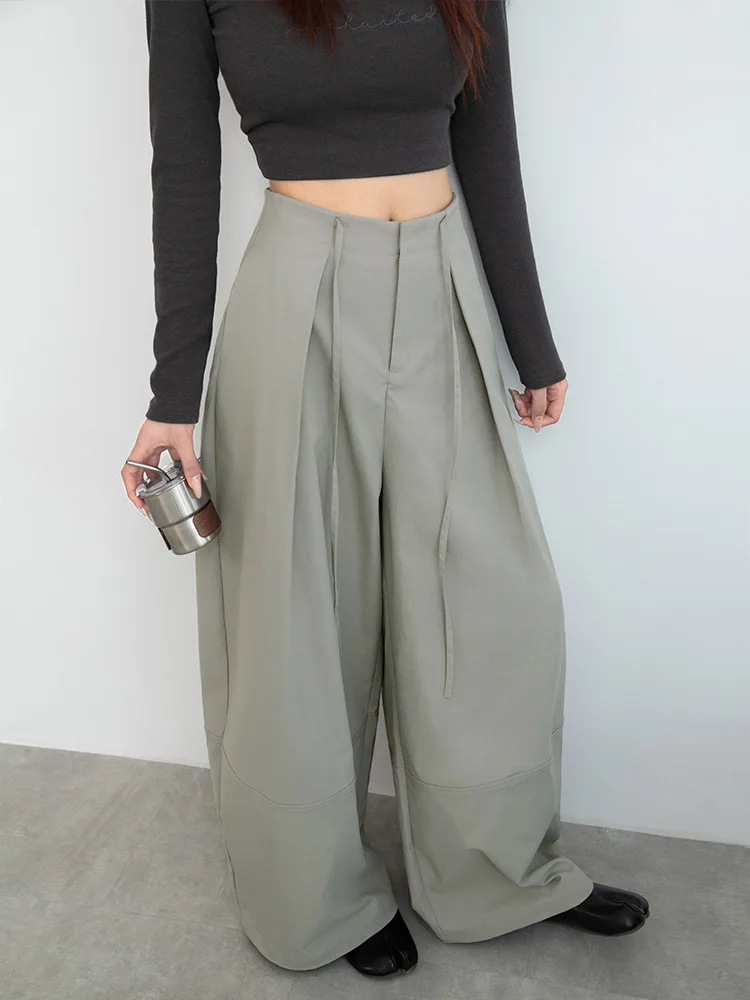 

Широкие брюки. Удобные женские весенне-летние переходные дышащие широкие брюки. Минималистичный тренд. Городские брюки для активного отдыха.