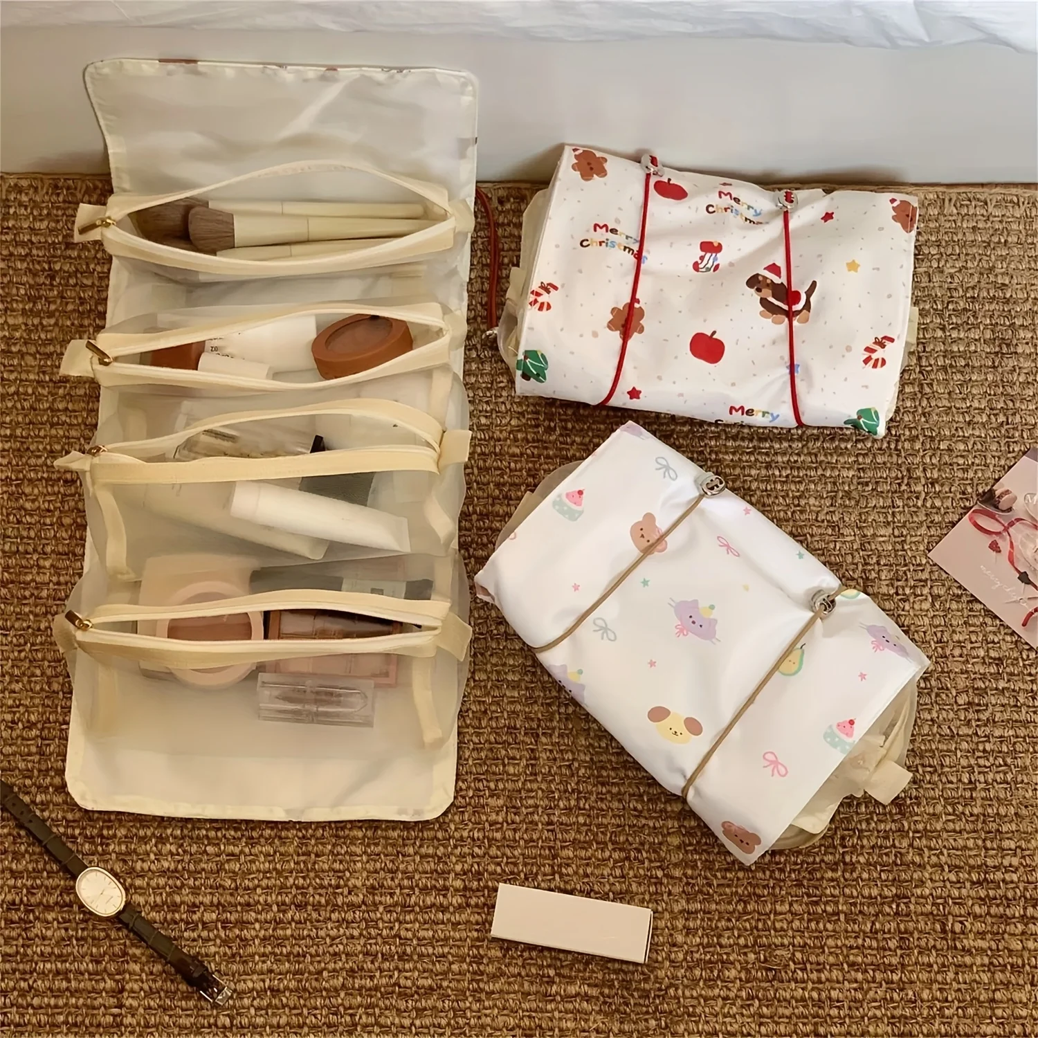 Christmas Sausage-Style Bundle Makeup Bag, a Niche High-Aesthetic Soft Fabric Bag, Portable Outdoor Layered Toiletries and Cosmetics Storage Bag, Bundle-Style Makeup Bag, Cute Student Four-In-One Detachable Storage Bag, High-Value Foldable Storage
