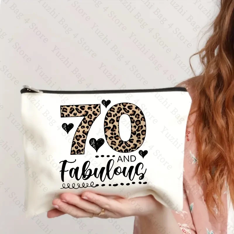 Bolsa de maquiagem com estampa leopardo para mulher, 70 anos, presentes do 70 ° aniversário, feliz aniversário para mamãe, besties, irmã, tia, avó