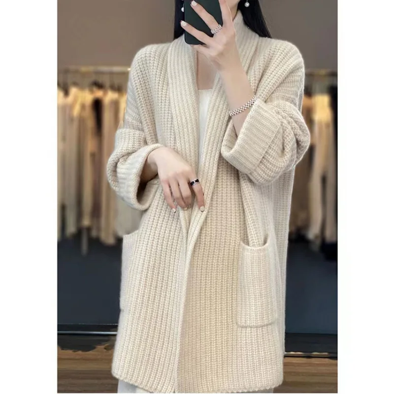 Cardigan da donna 2024 abiti invernali Cappotto maglione in cashmere a maniche lunghe soffice lavorato a maglia nuovo stile caldo vintage