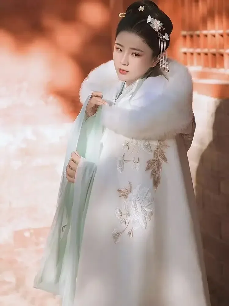 Hanfu Everak-Cape traditionnelle chinoise pour femme, blanc chaud, à capuche, Halloween, carnaval, cosplay, costume, hiver, 2023