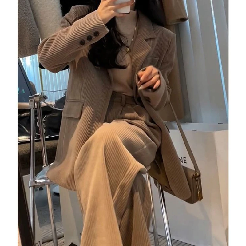 Woman's Autumn/winter British Style Short Blazer Coat Wide-leg Pant Set Retro Casual Solid Color Loose Suit Pants Two-piece 