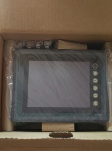 

new and original HMI UG330H-VS4